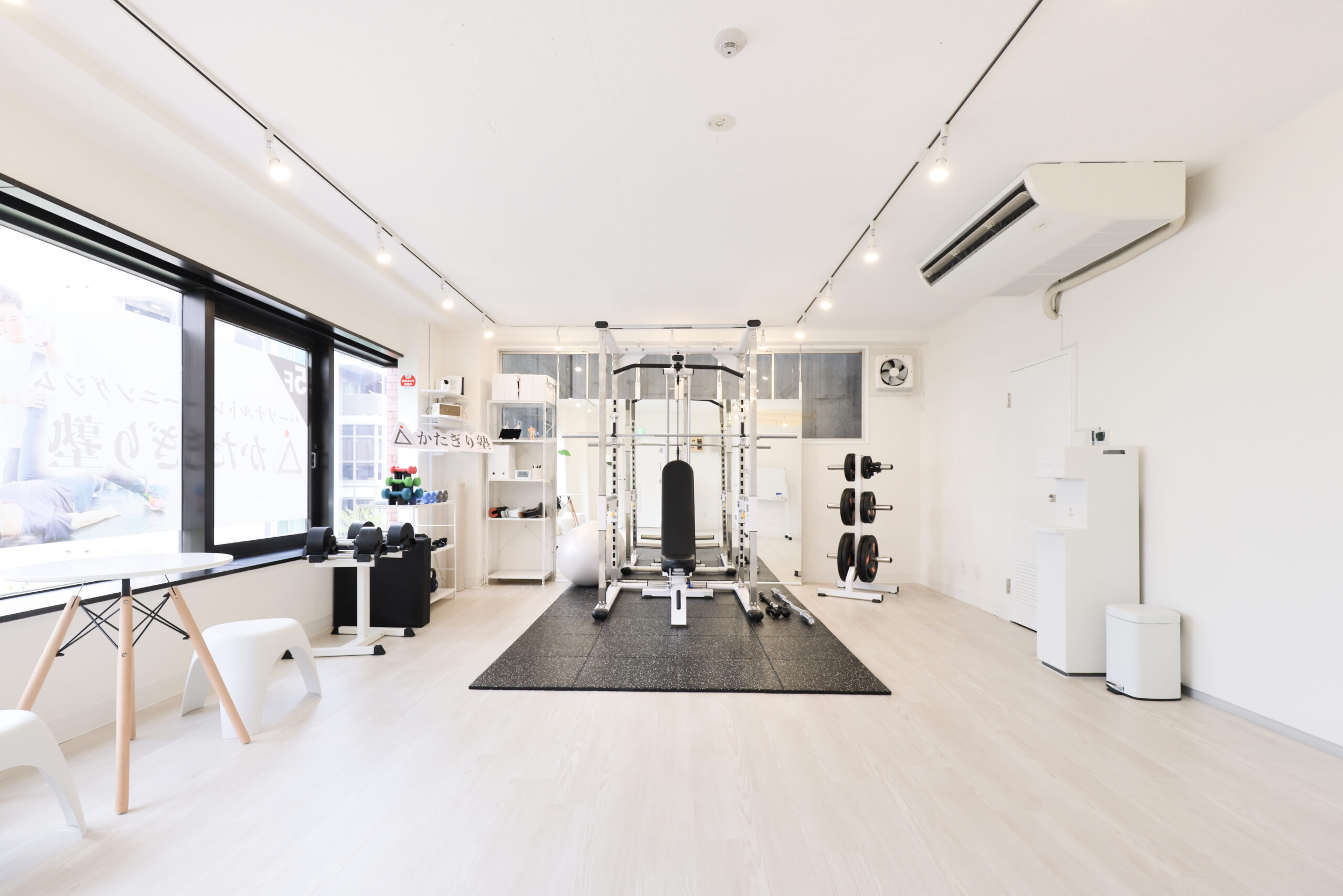 パーソナルジム かたぎり塾 飯田橋店