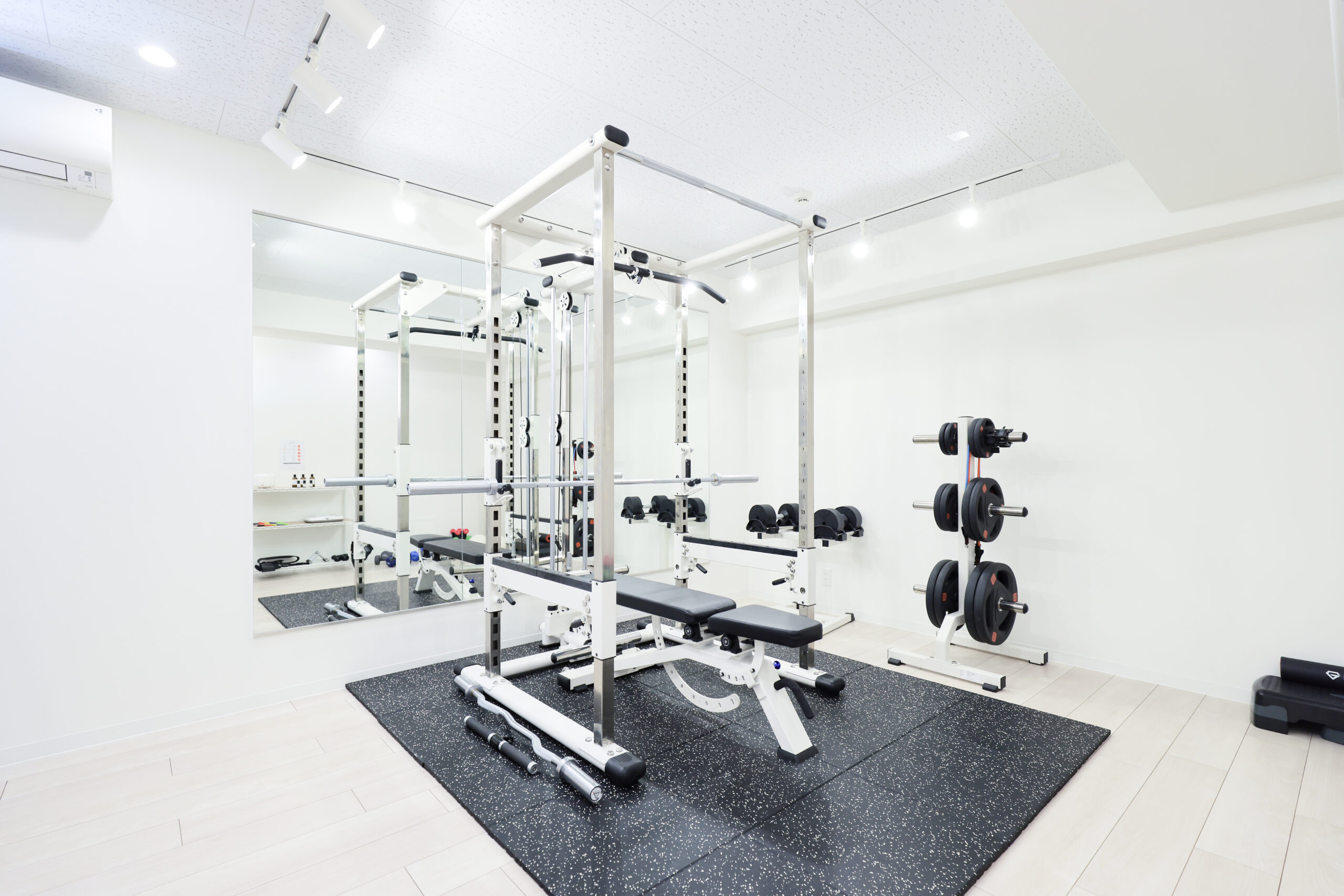 パーソナルジム かたぎり塾 喜多見店